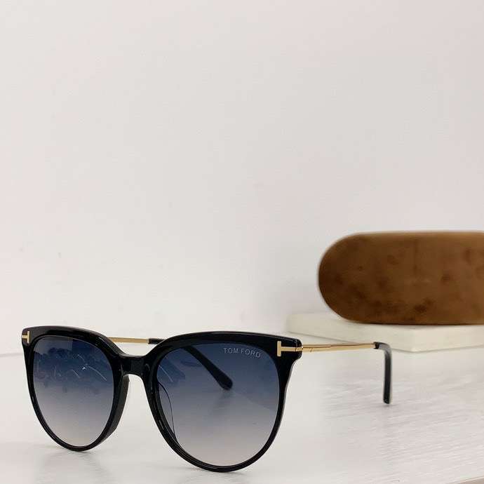 Picture of Tom Ford Sunglasses _SKUfw54107586fw